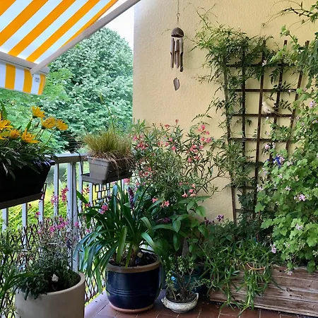 Privee Avec Petit Dejeuner Bed & Breakfast *